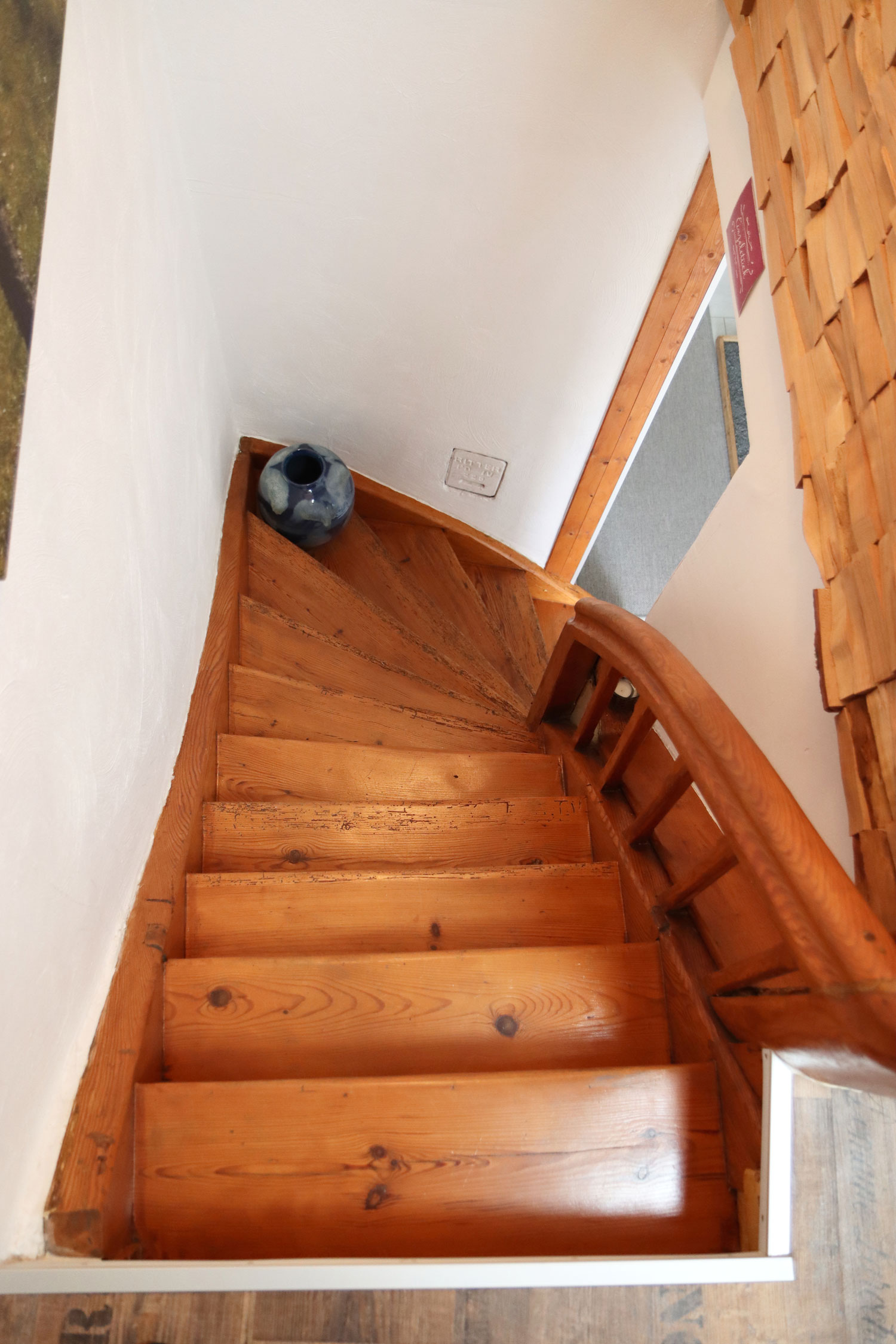 11 Treppe 2.jpg